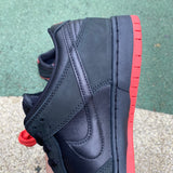 Dunk Low Black Pigeon